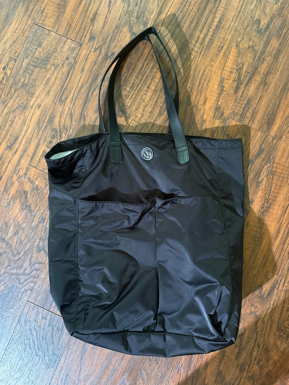 Lululemon black polyester tote bag